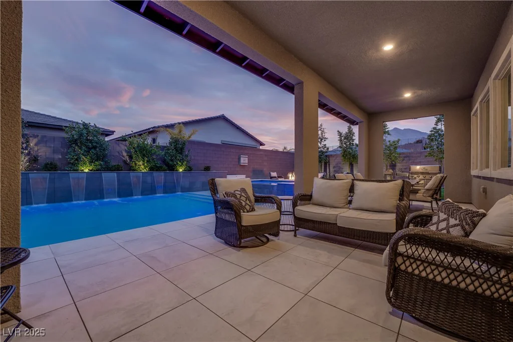 11885 Grassy Plain, Las Vegas, NV 89138