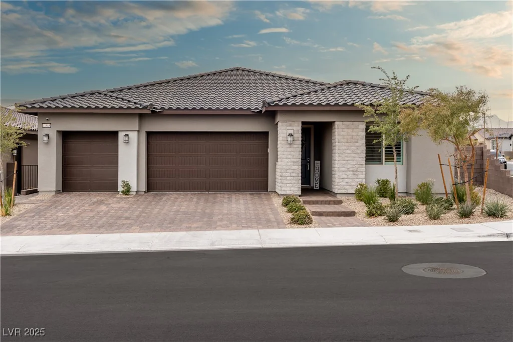 11885 Grassy Plain, Las Vegas, NV 89138