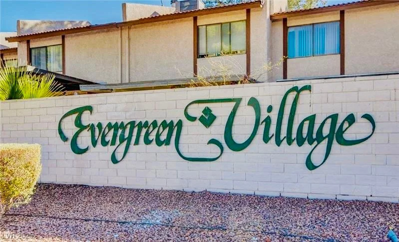5266 Lisagayle, Las Vegas, NV 89103