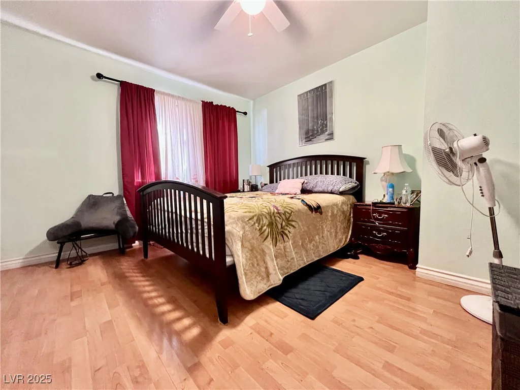 5266 Lisagayle, Las Vegas, NV 89103