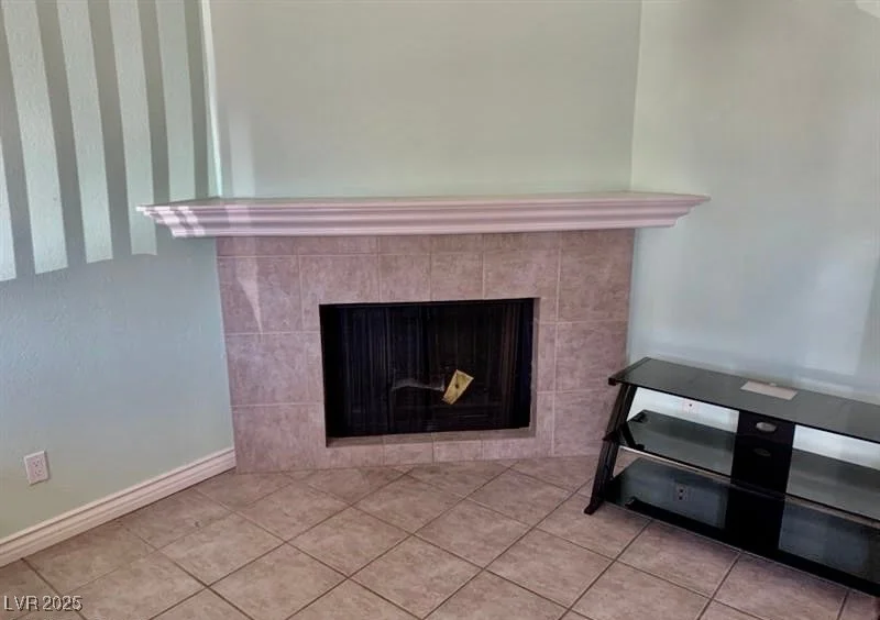 5266 Lisagayle, Las Vegas, NV 89103