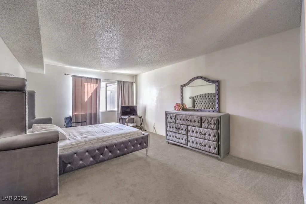 1405 Vegas Valley, Las Vegas, NV 89169