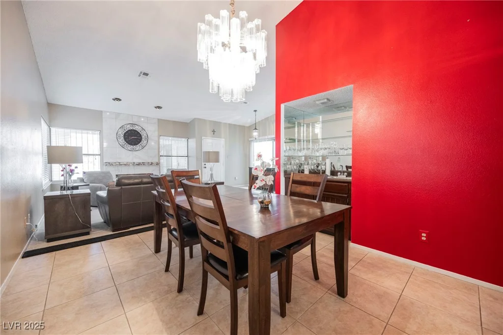 2015 Heritage Oaks, Las Vegas, NV 89119