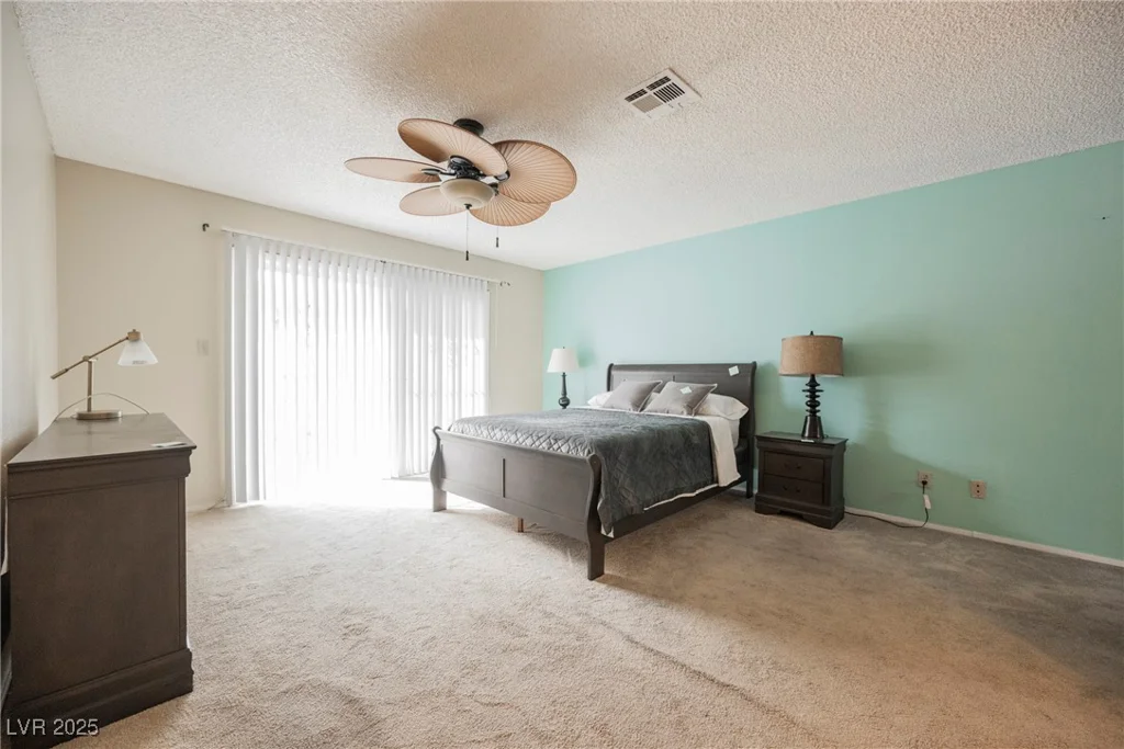 2015 Heritage Oaks, Las Vegas, NV 89119