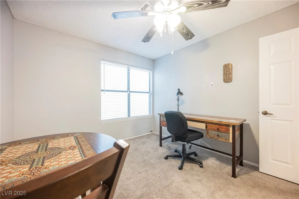 2015 Heritage Oaks, Las Vegas, NV 89119