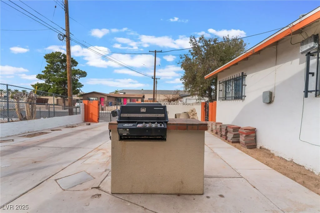 1309 Jimmy, Las Vegas, NV 89106