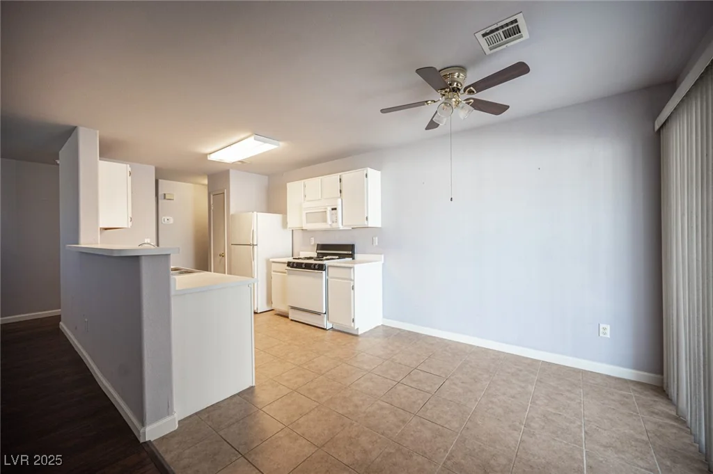536 Roberta Alecia, North Las Vegas, NV 89031