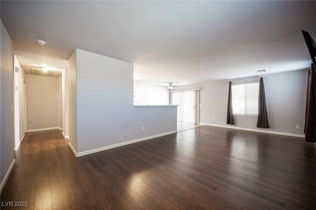 536 Roberta Alecia, North Las Vegas, NV 89031