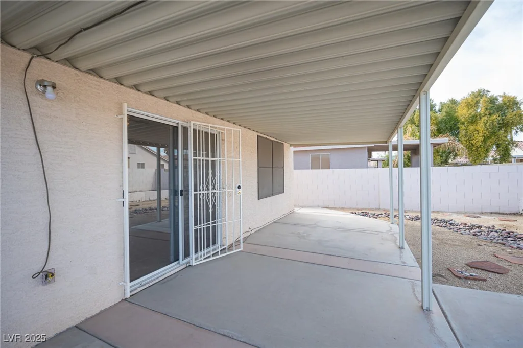 536 Roberta Alecia, North Las Vegas, NV 89031