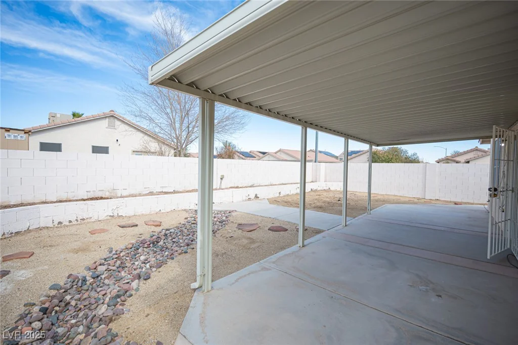 536 Roberta Alecia, North Las Vegas, NV 89031