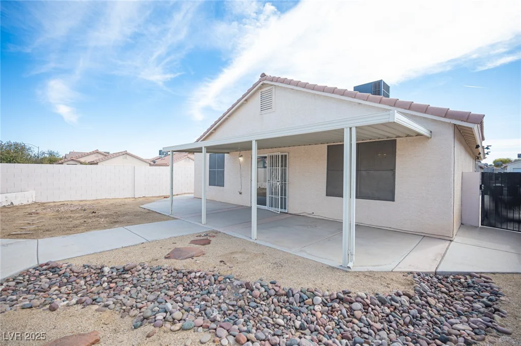 536 Roberta Alecia, North Las Vegas, NV 89031