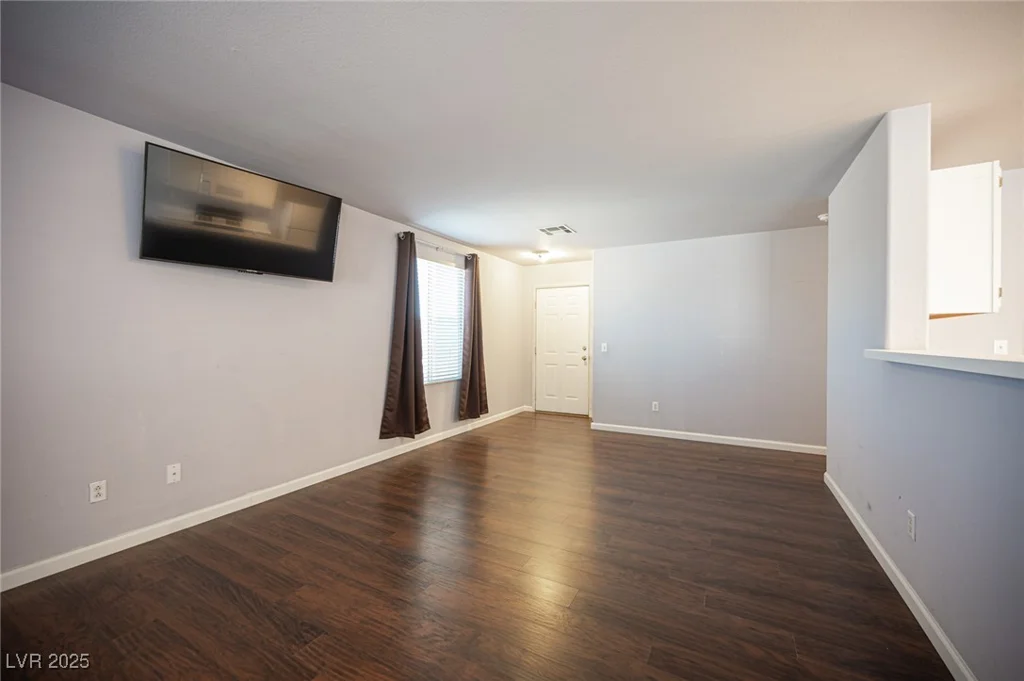 536 Roberta Alecia, North Las Vegas, NV 89031