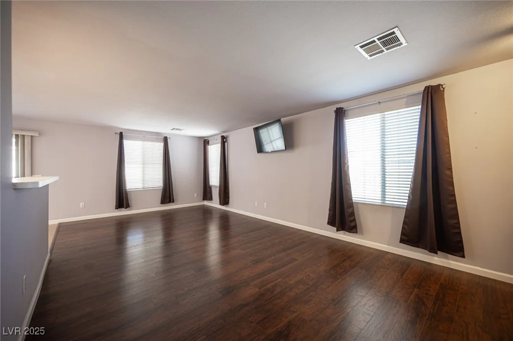 536 Roberta Alecia, North Las Vegas, NV 89031