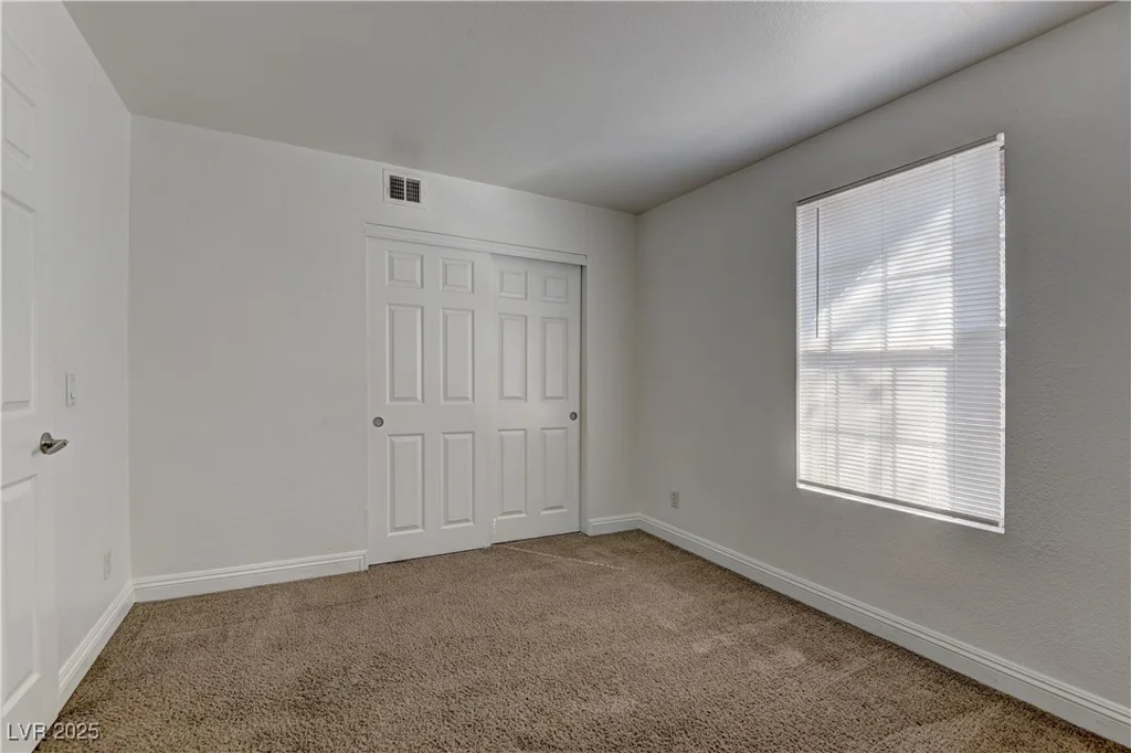 2801 Rainbow, Las Vegas, NV 89108