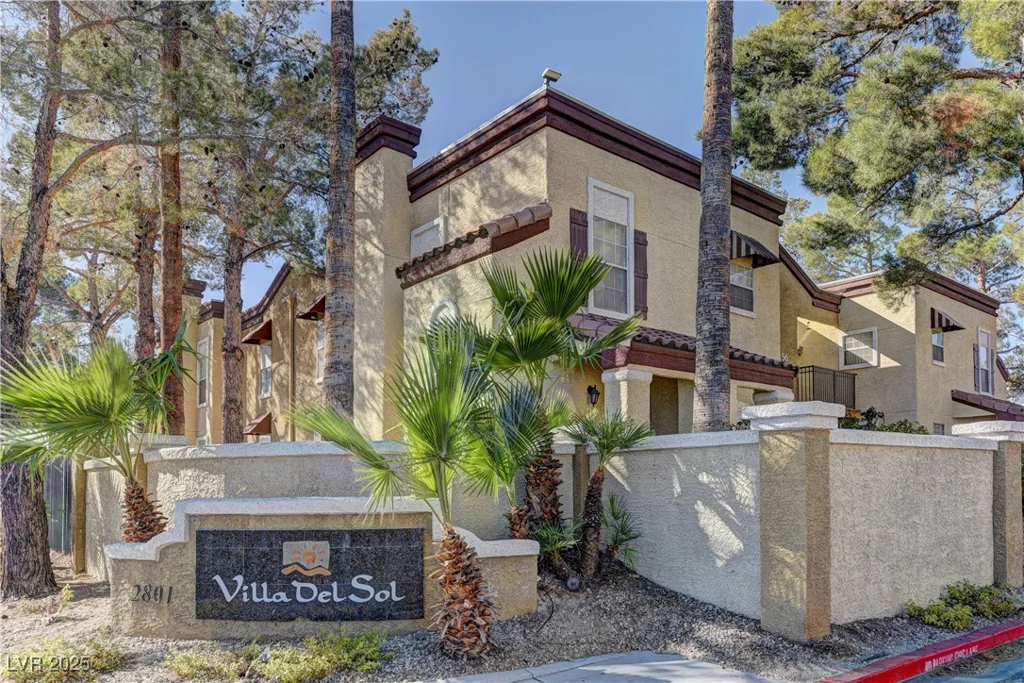 2801 Rainbow, Las Vegas, NV 89108