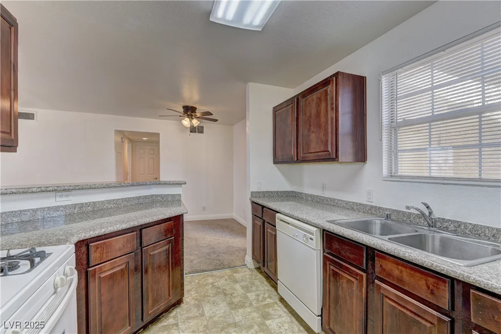 2801 Rainbow, Las Vegas, NV 89108