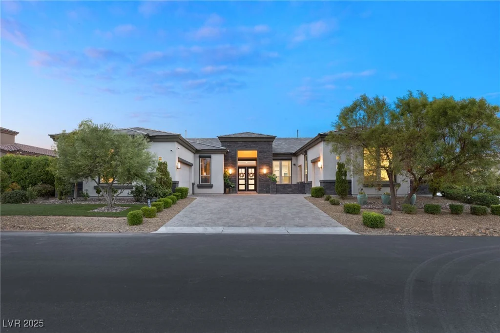 1121 Du Fort Hills, Henderson, NV 89002