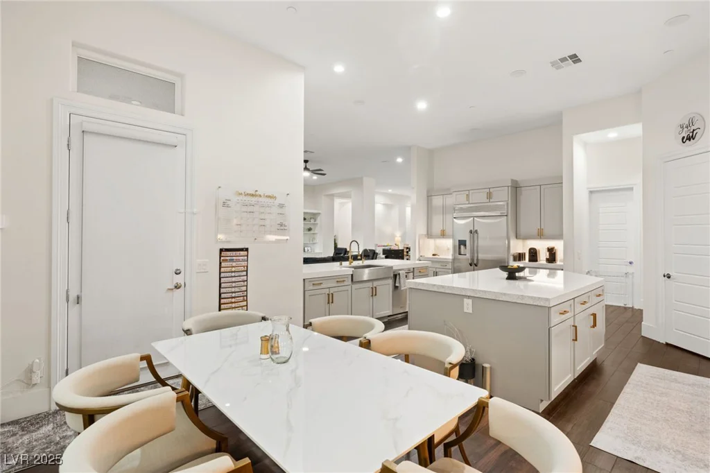 1121 Du Fort Hills, Henderson, NV 89002