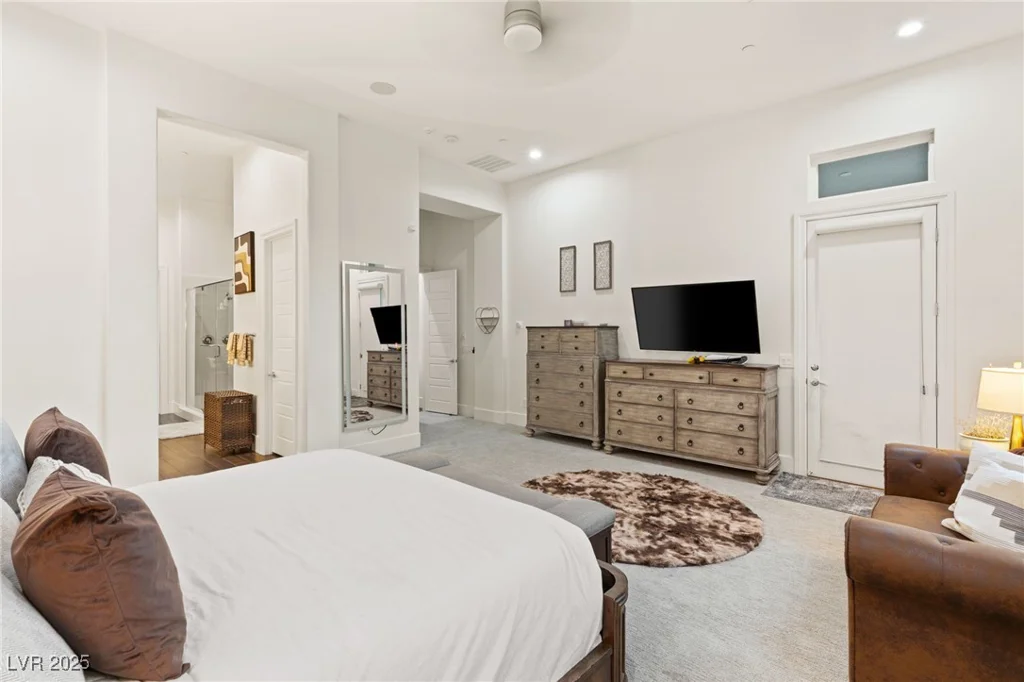 1121 Du Fort Hills, Henderson, NV 89002