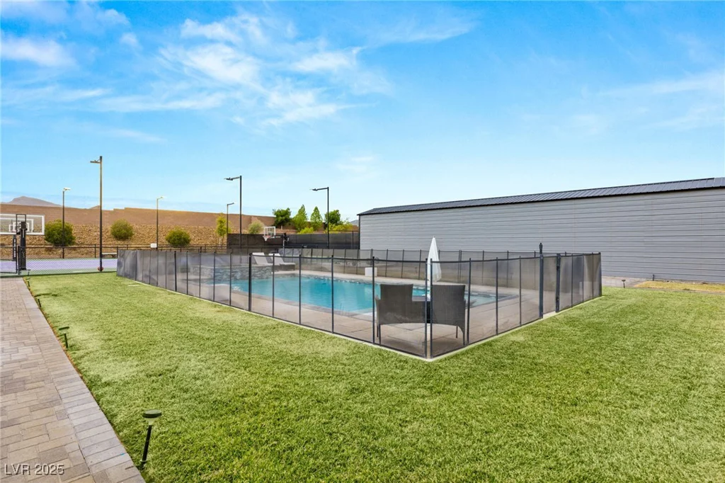 1121 Du Fort Hills, Henderson, NV 89002