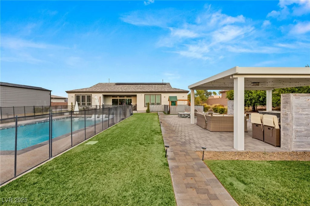 1121 Du Fort Hills, Henderson, NV 89002