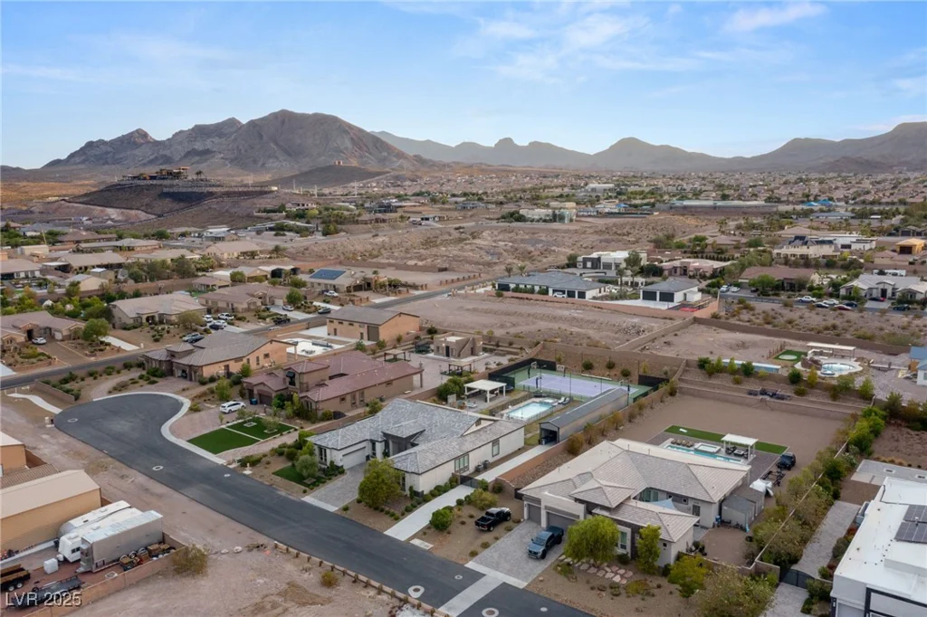 1121 Du Fort Hills, Henderson, NV 89002