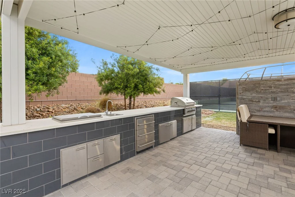 1121 Du Fort Hills, Henderson, NV 89002