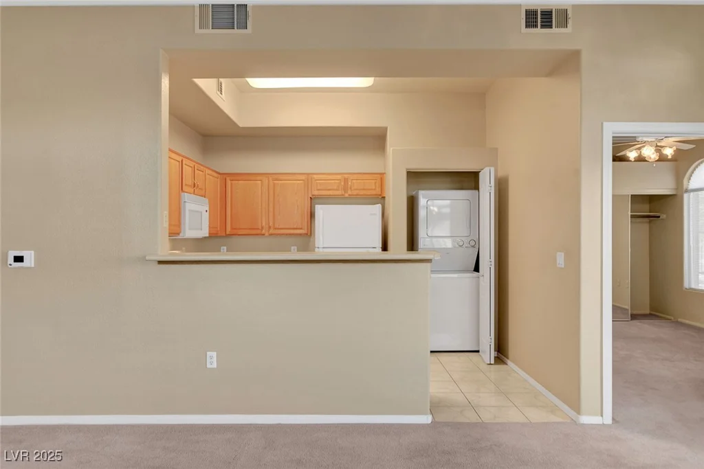 700 Carnegie, Henderson, NV 89052