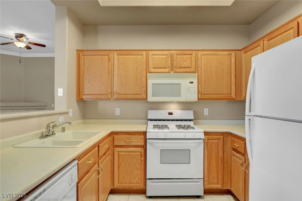 700 Carnegie, Henderson, NV 89052