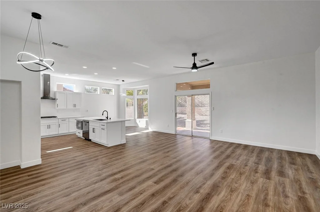 3021 Isaac River, Las Vegas, NV 89134