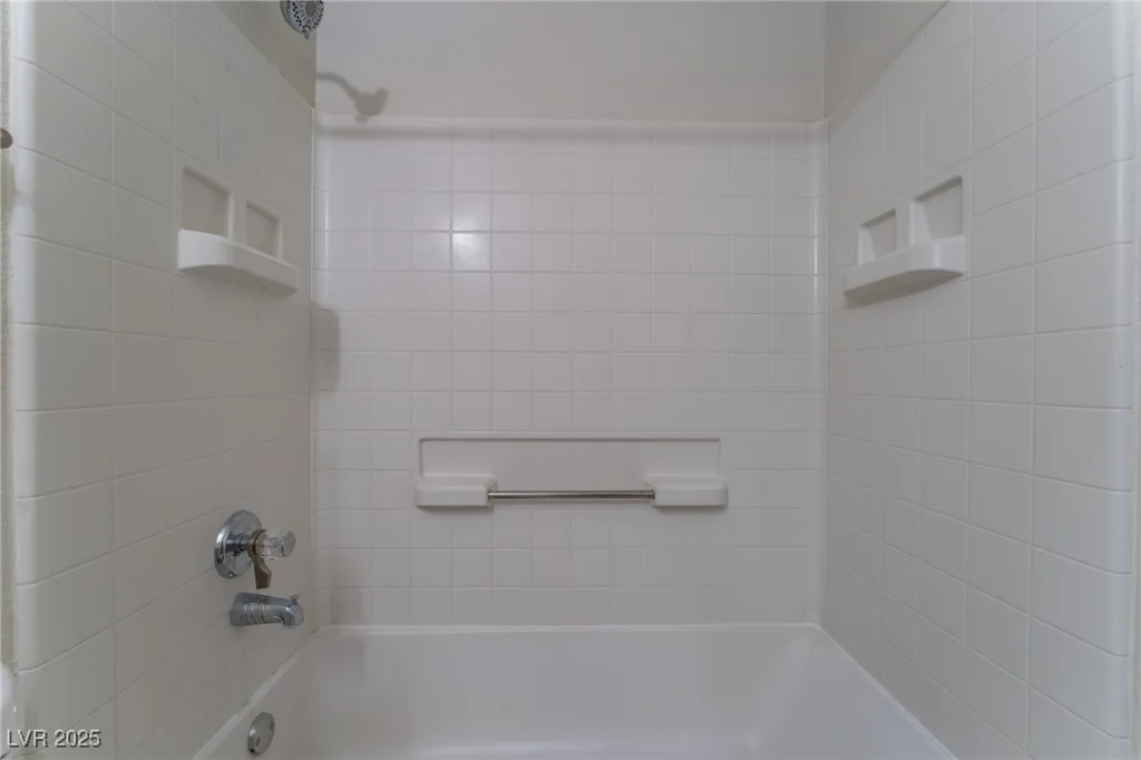 6800 Lake Mead, Las Vegas, NV 89156
