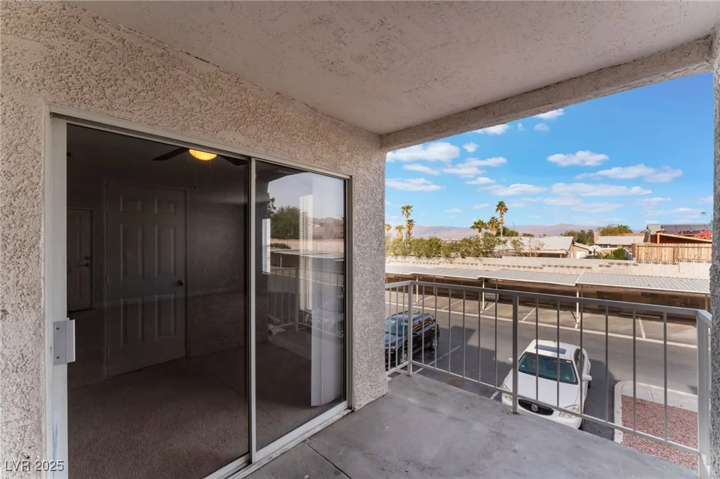6800 Lake Mead, Las Vegas, NV 89156
