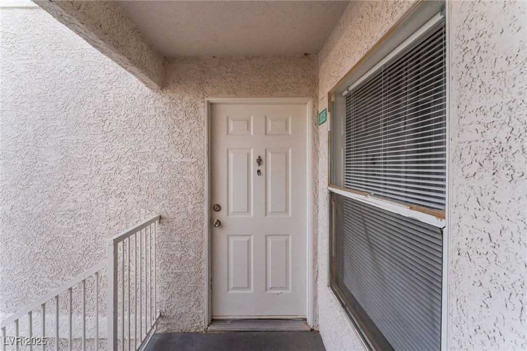 6800 Lake Mead, Las Vegas, NV 89156