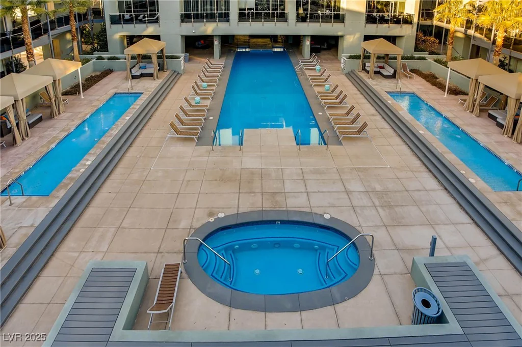 8925 Flamingo, Las Vegas, NV 89147