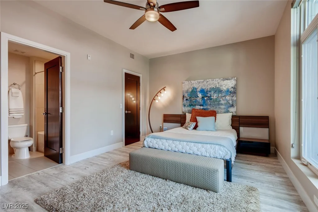 8925 Flamingo, Las Vegas, NV 89147