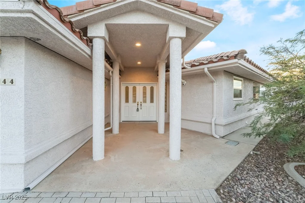 1044 Geranium, Henderson, NV 89011