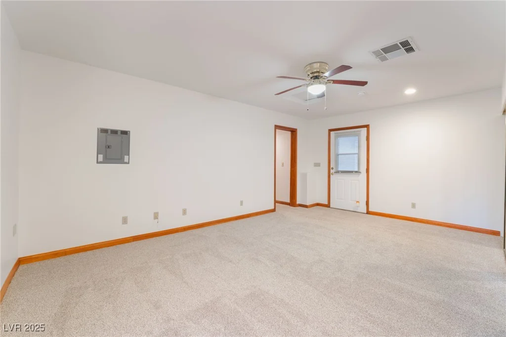 1044 Geranium, Henderson, NV 89011