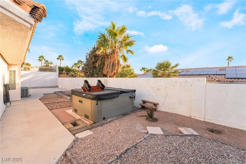 1044 Geranium, Henderson, NV 89011