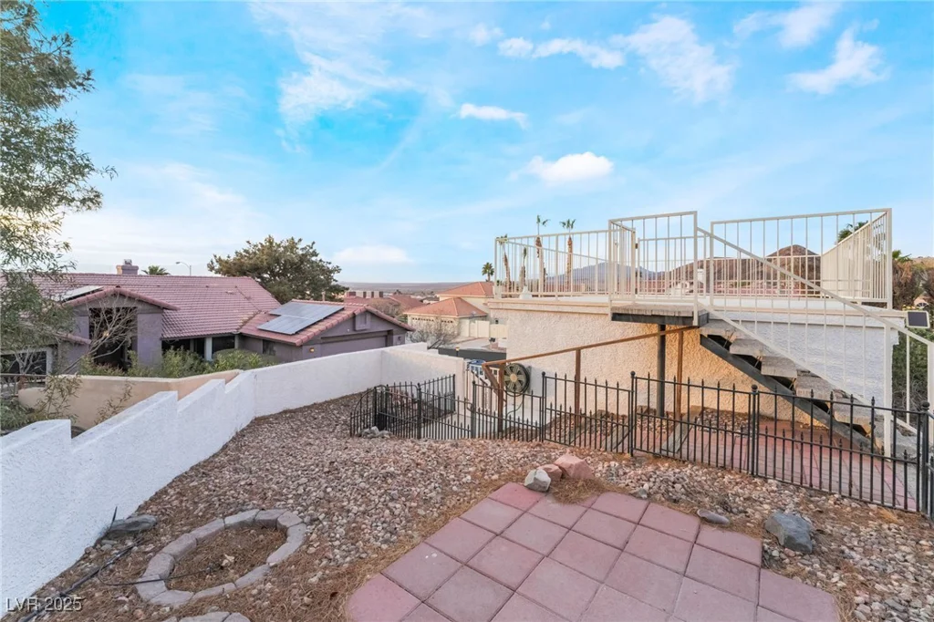1044 Geranium, Henderson, NV 89011