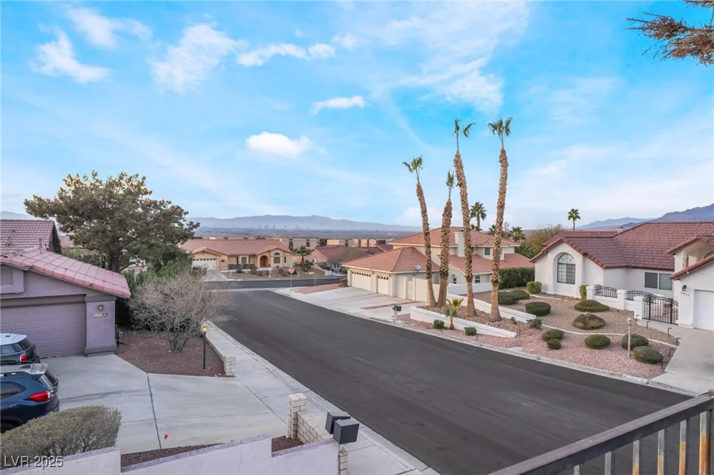 1044 Geranium, Henderson, NV 89011