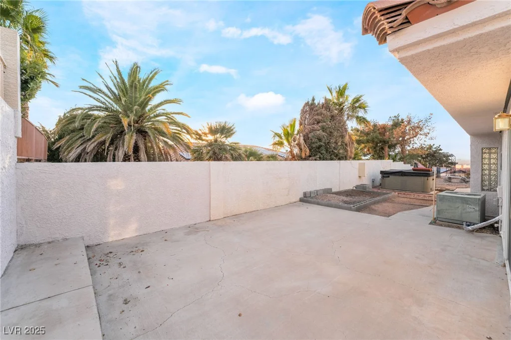 1044 Geranium, Henderson, NV 89011