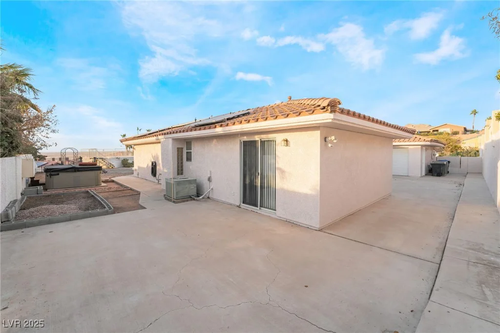 1044 Geranium, Henderson, NV 89011