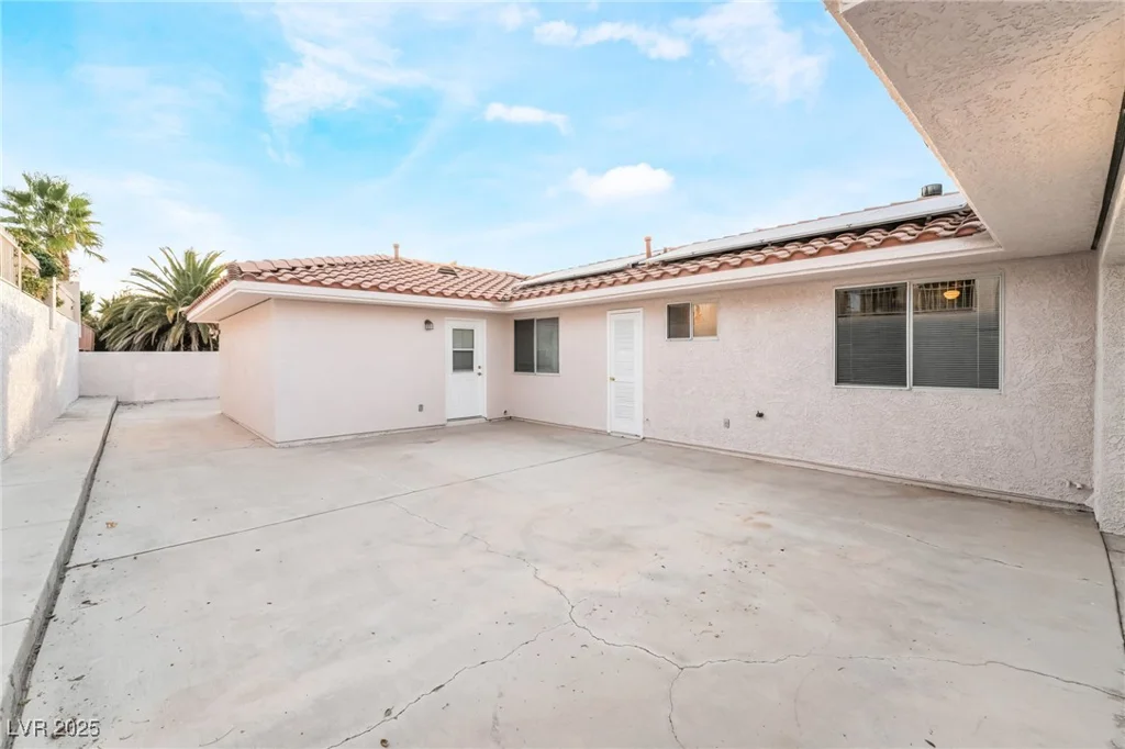 1044 Geranium, Henderson, NV 89011