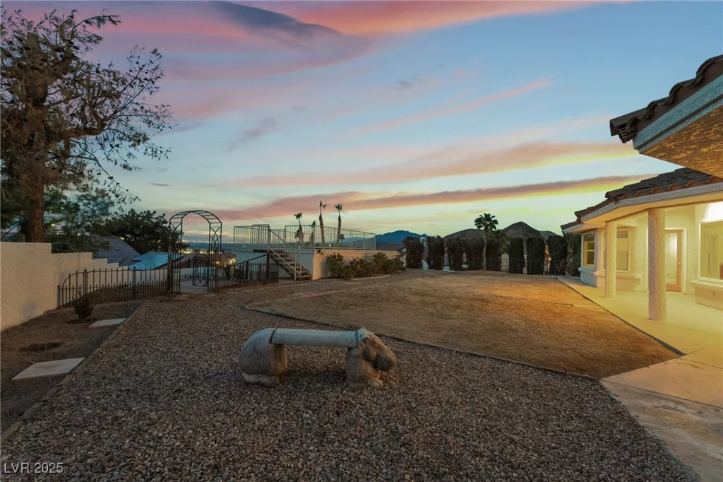 1044 Geranium, Henderson, NV 89011