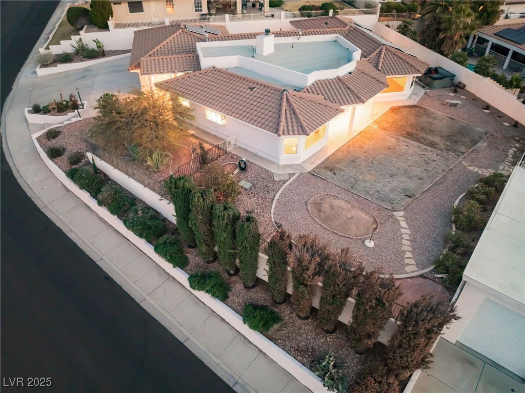 1044 Geranium, Henderson, NV 89011