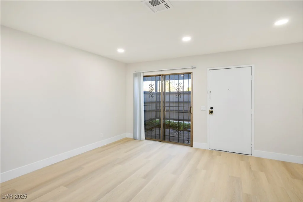 253 Lamb, Las Vegas, NV 89110