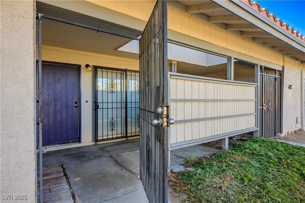 253 Lamb, Las Vegas, NV 89110