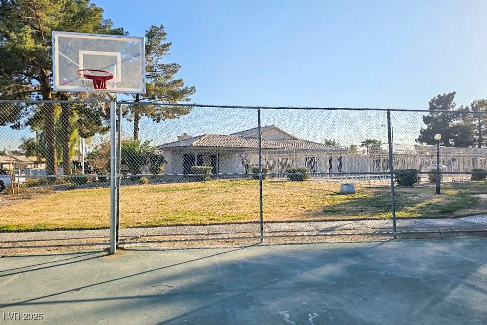253 Lamb, Las Vegas, NV 89110