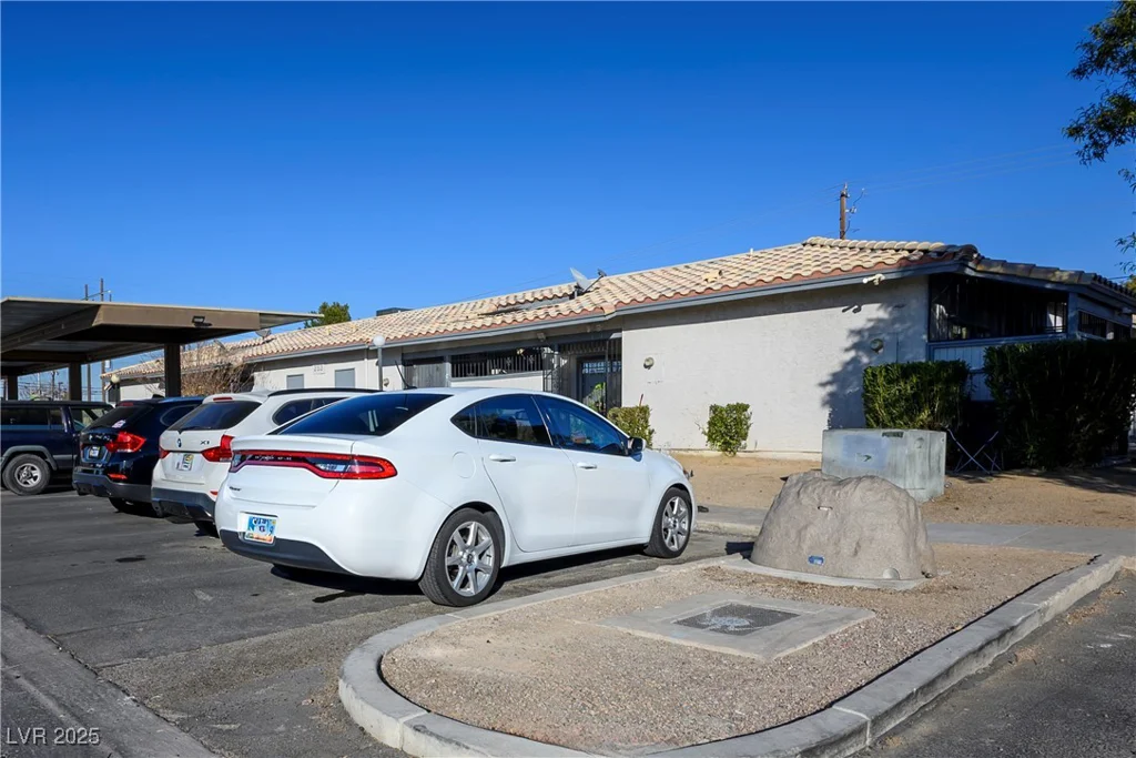 253 Lamb, Las Vegas, NV 89110