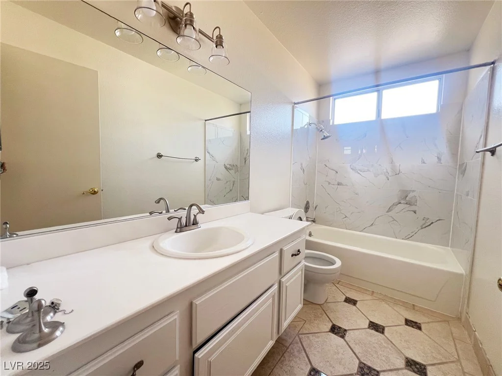 4684 Trevins, Las Vegas, NV 89103